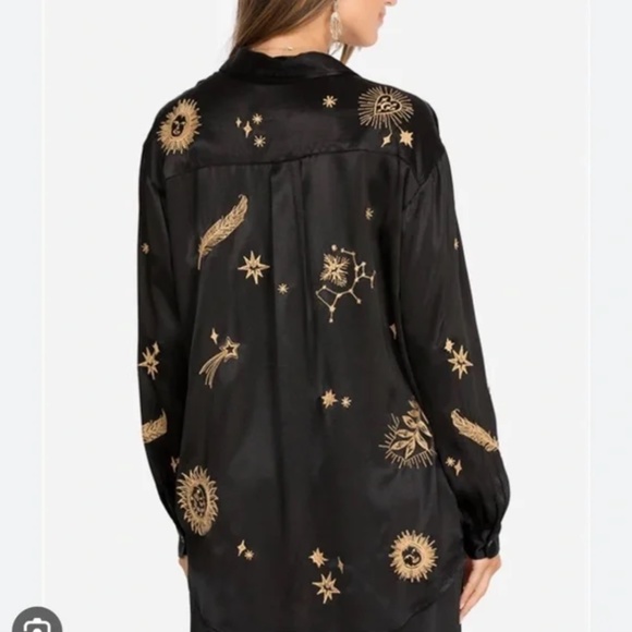 Johnny Was Asteria Embroidered Oversized Blouse - Picture 4 of 4